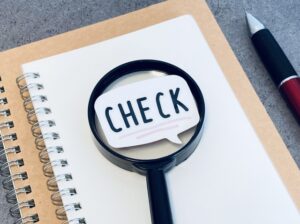 チェック